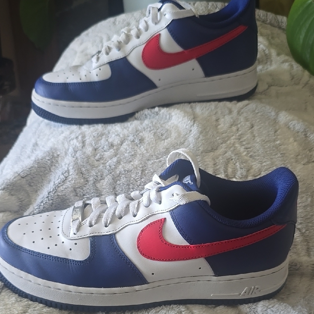 Nike Blue and Red Sneakers for Everyday Comfort